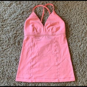 Lululemon tank